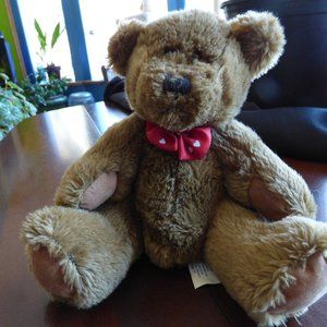 SMALL SOFT HUGABLE BROWN SITTING TEDDY BEAR HOLIDAY KIDS BABY DECORATION PLAY